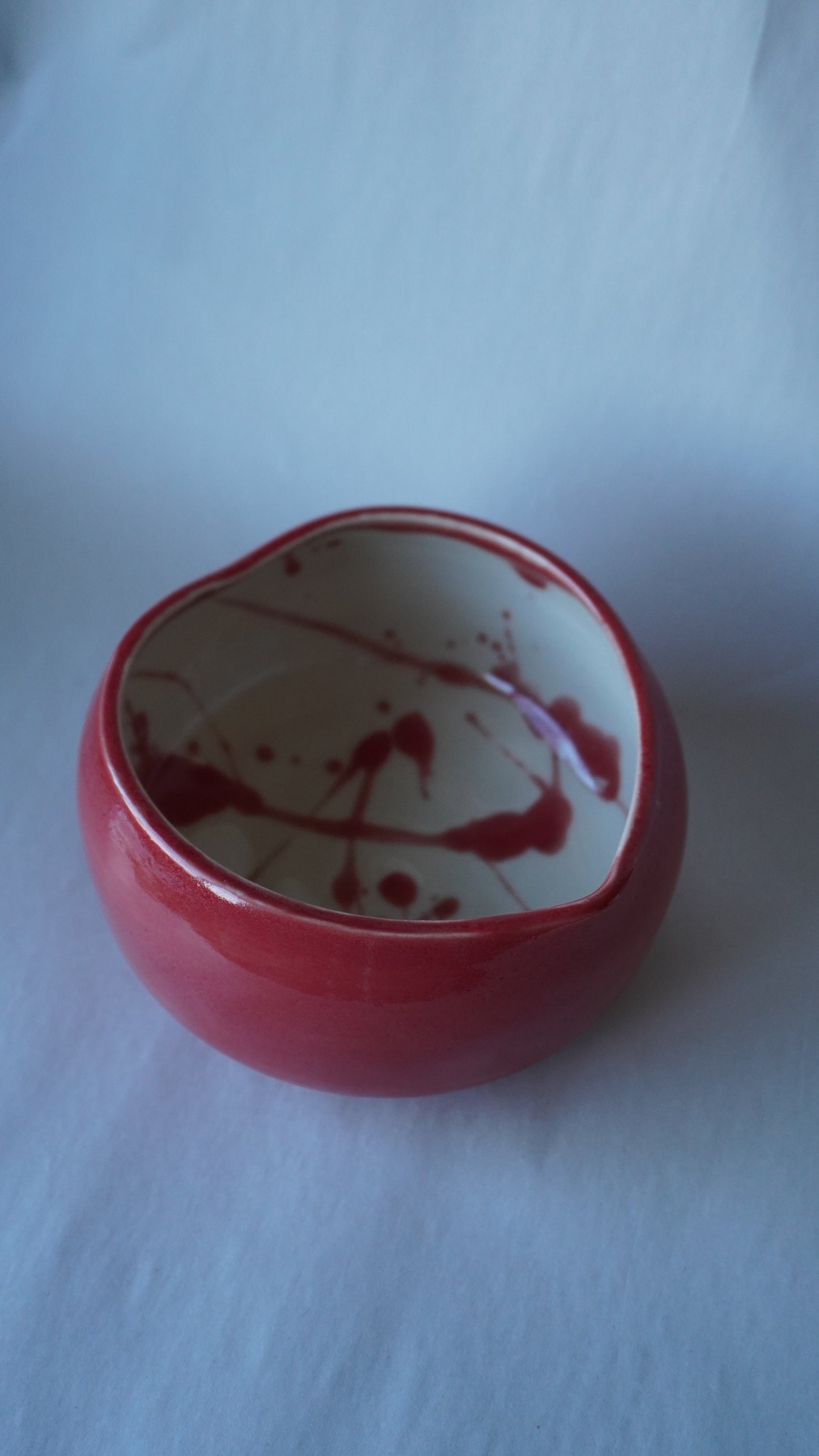 WHITE & RED HEART MATCHA BOWL